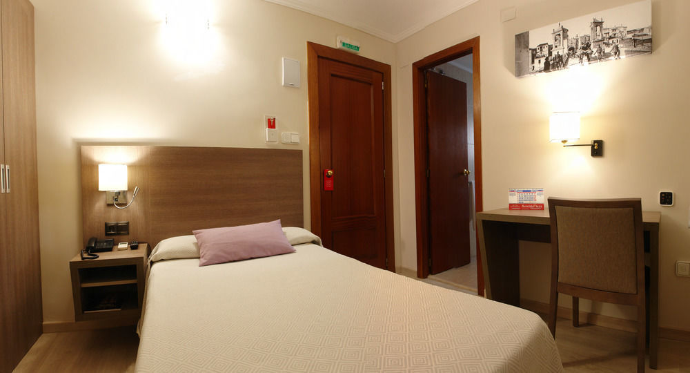 Hotel Avenida Plaza جزيرة شقر المظهر الخارجي الصورة