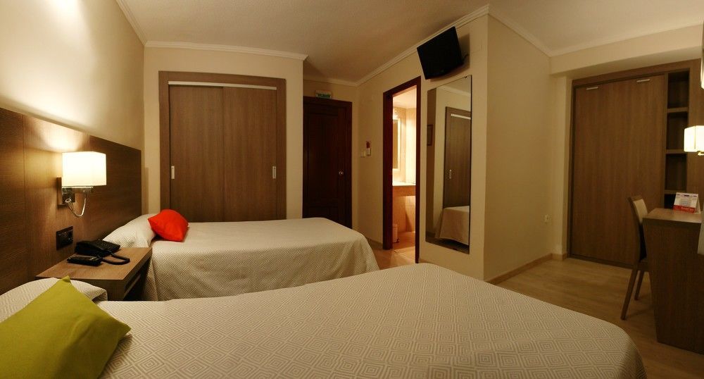 Hotel Avenida Plaza جزيرة شقر المظهر الخارجي الصورة